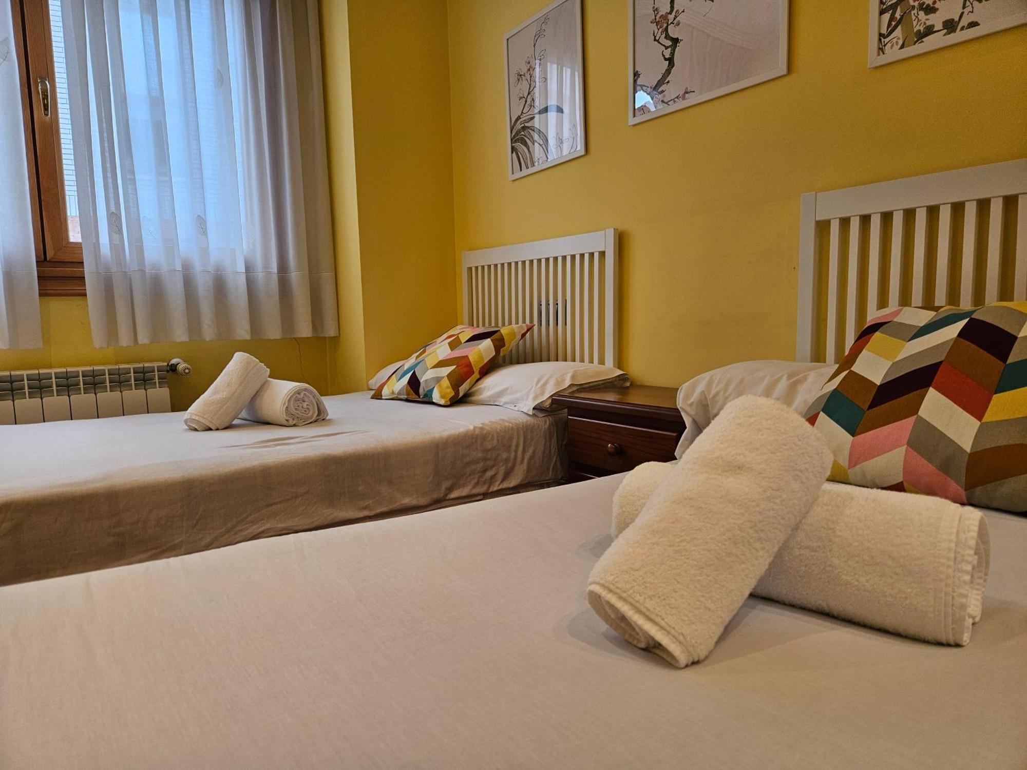 196A Acogedor Apartamento En Gijón Exteriör bild