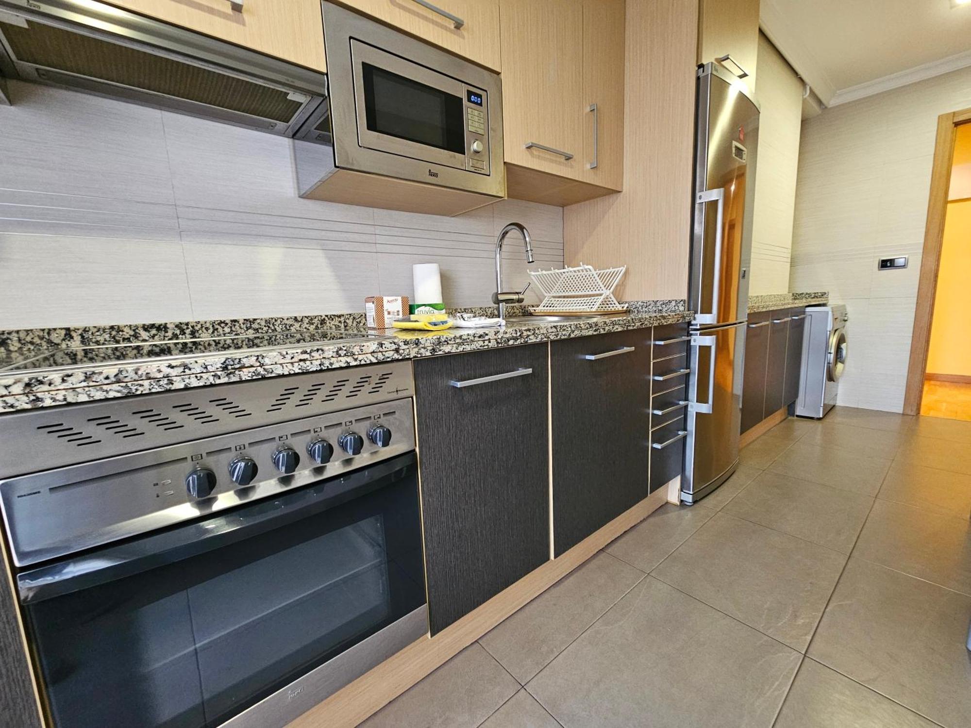 196A Acogedor Apartamento En Gijón Exteriör bild
